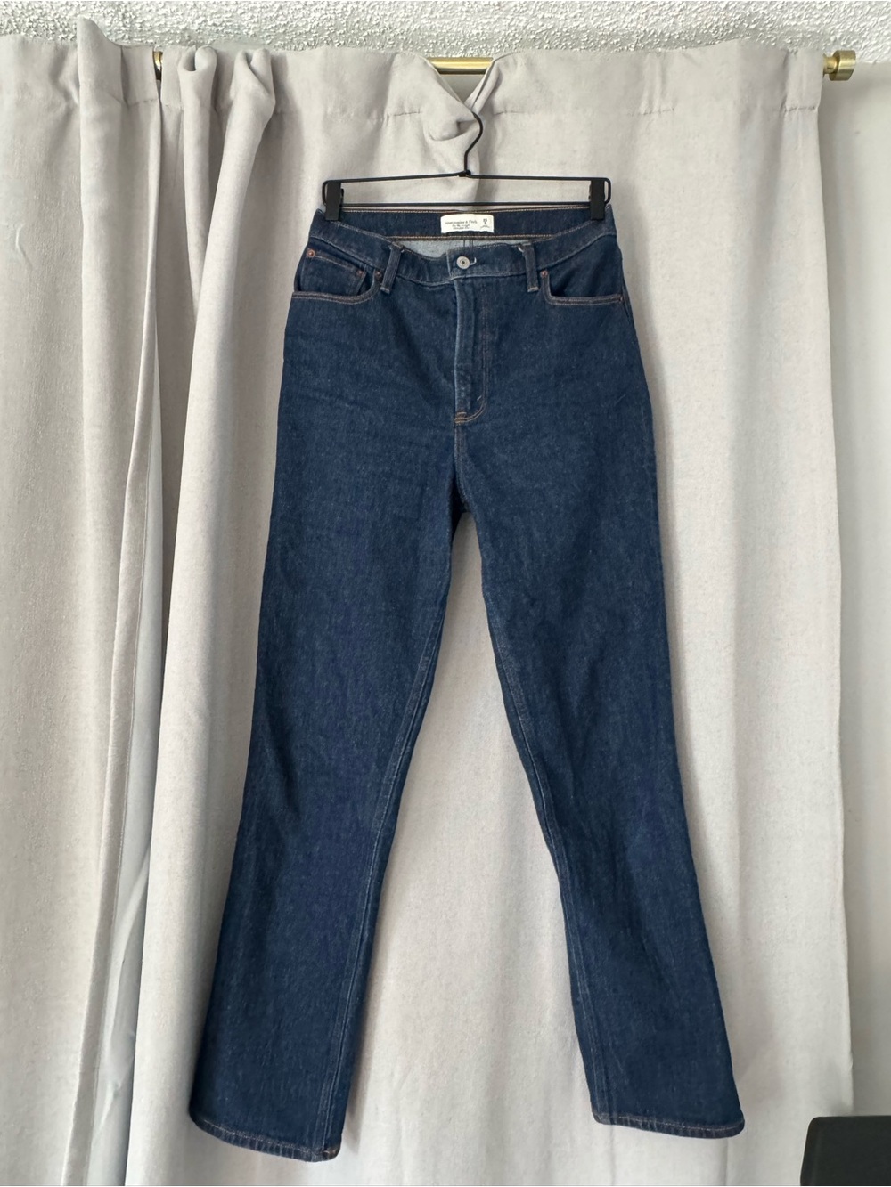 Abercrombie 90's Straight Leg Jeans